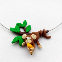 Přívěsek - opička na větvi