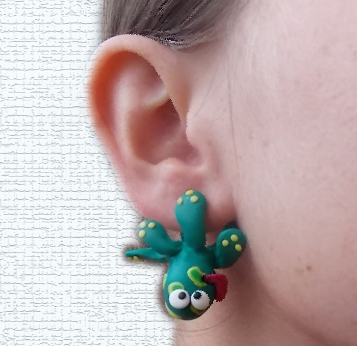 Šílená chobotnička skrz ouško