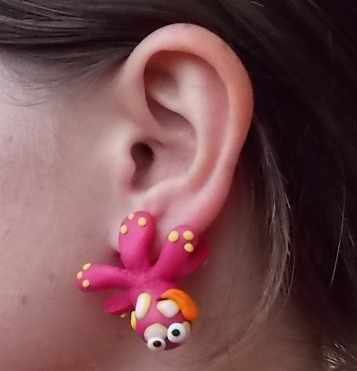 Šílená chobotnička skrz ouško