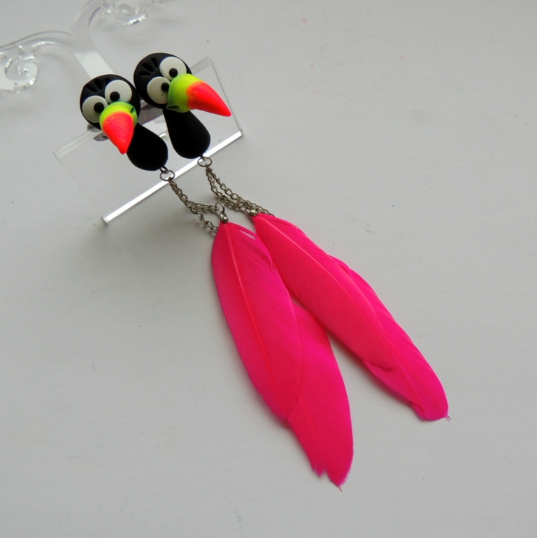 skrz ucho - tukan- ihned skladem 