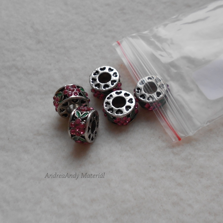 67-Kovový velký průvlek štrasový