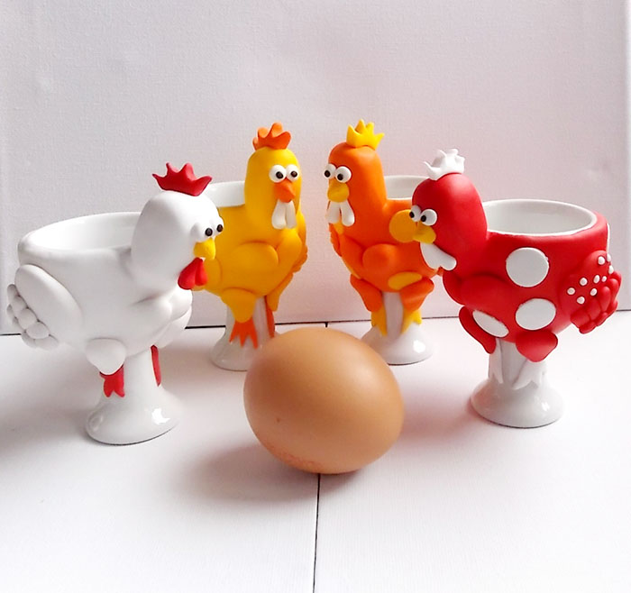 Velikonoční stojánek na vajíčka - slepička