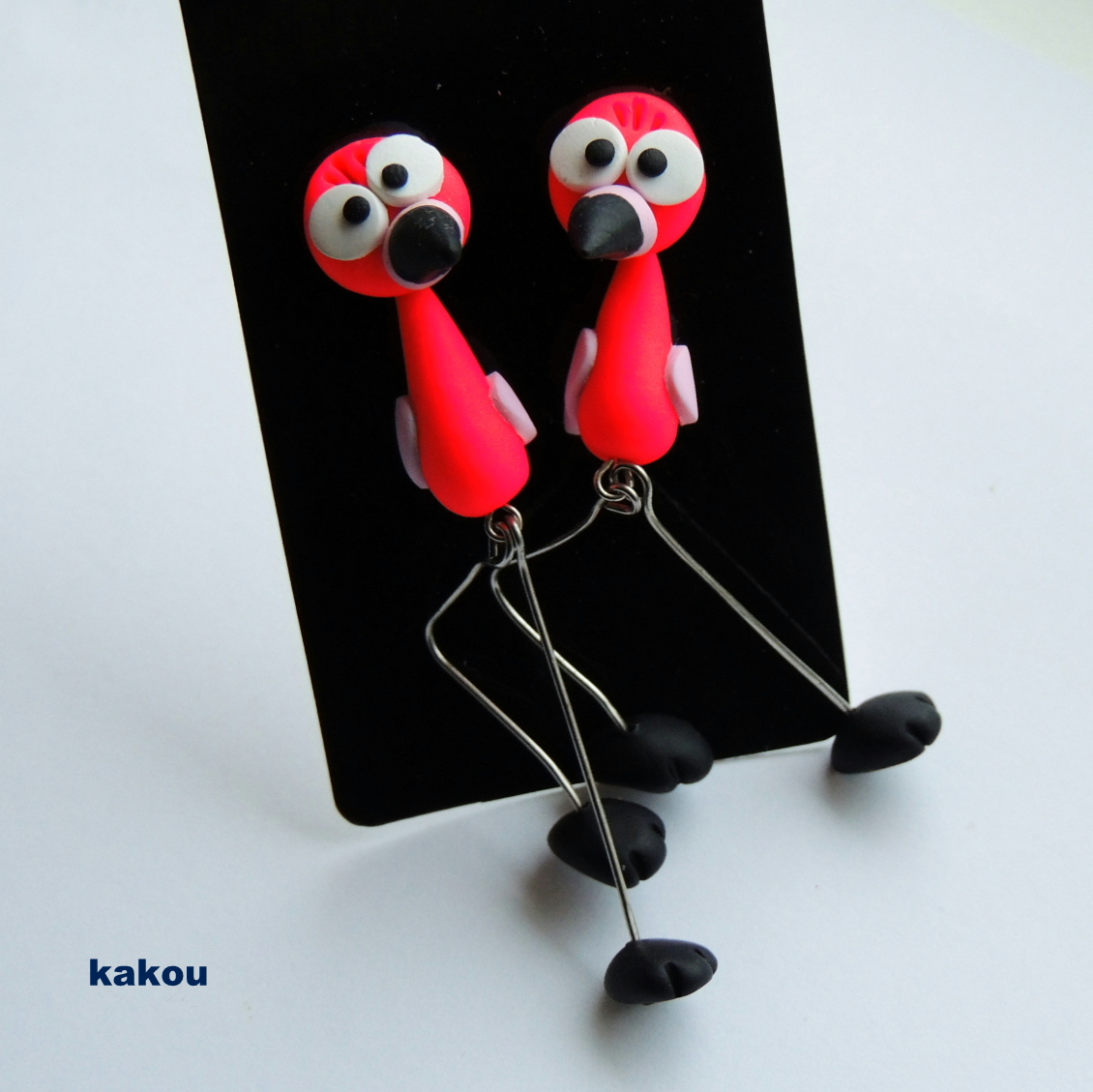 náušnice skrz ucho plameňáci rezervace