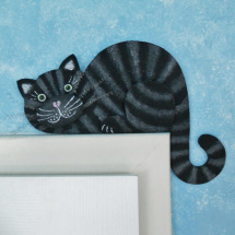 Kočka na dveře černošedá