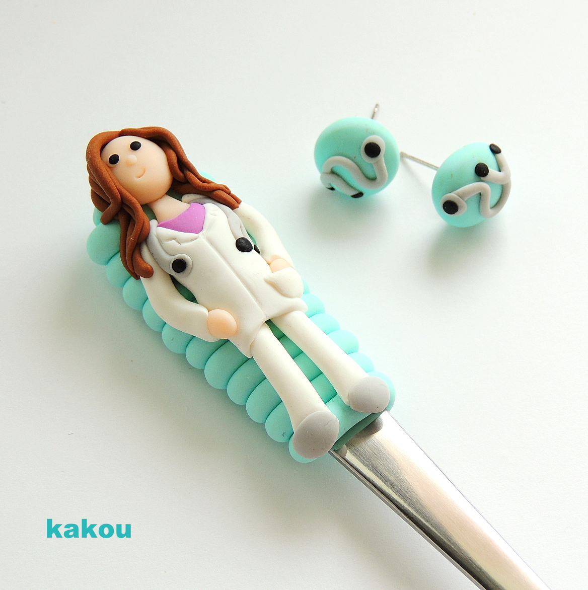 sada doktorská - lžička a naušničky na puzetu