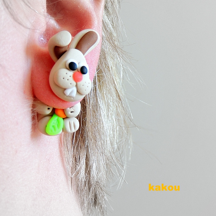 náušnice zajíci - skrz ucho