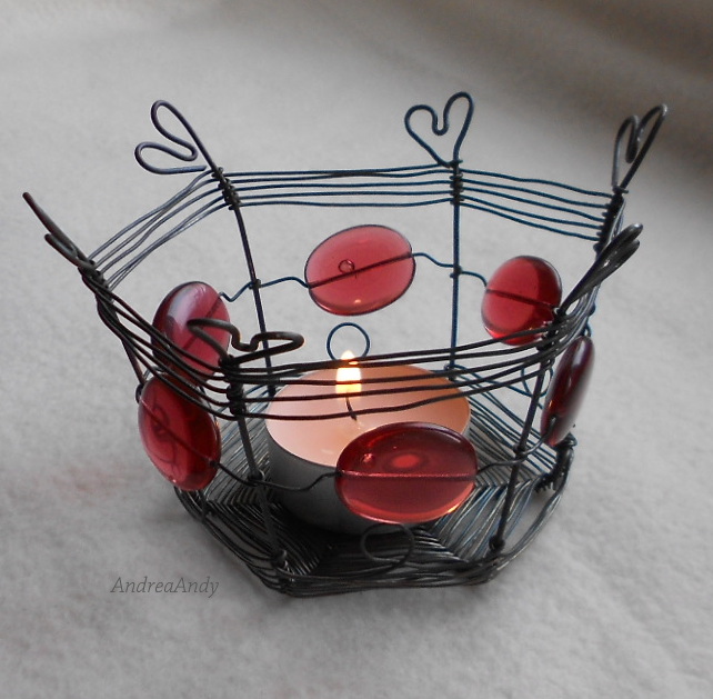 Drátovaný svícen-srdíčkový