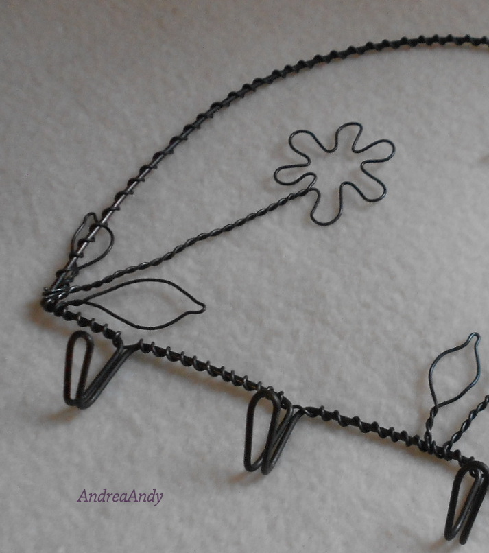 Věšáček s kytičkou