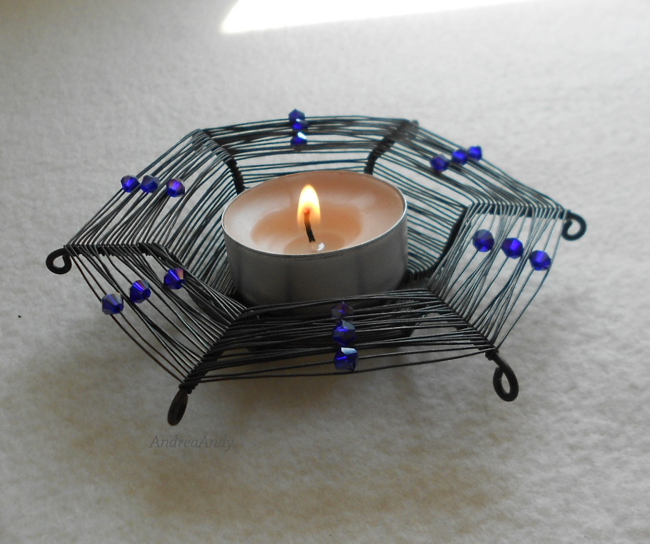 Svícen nízký modrý