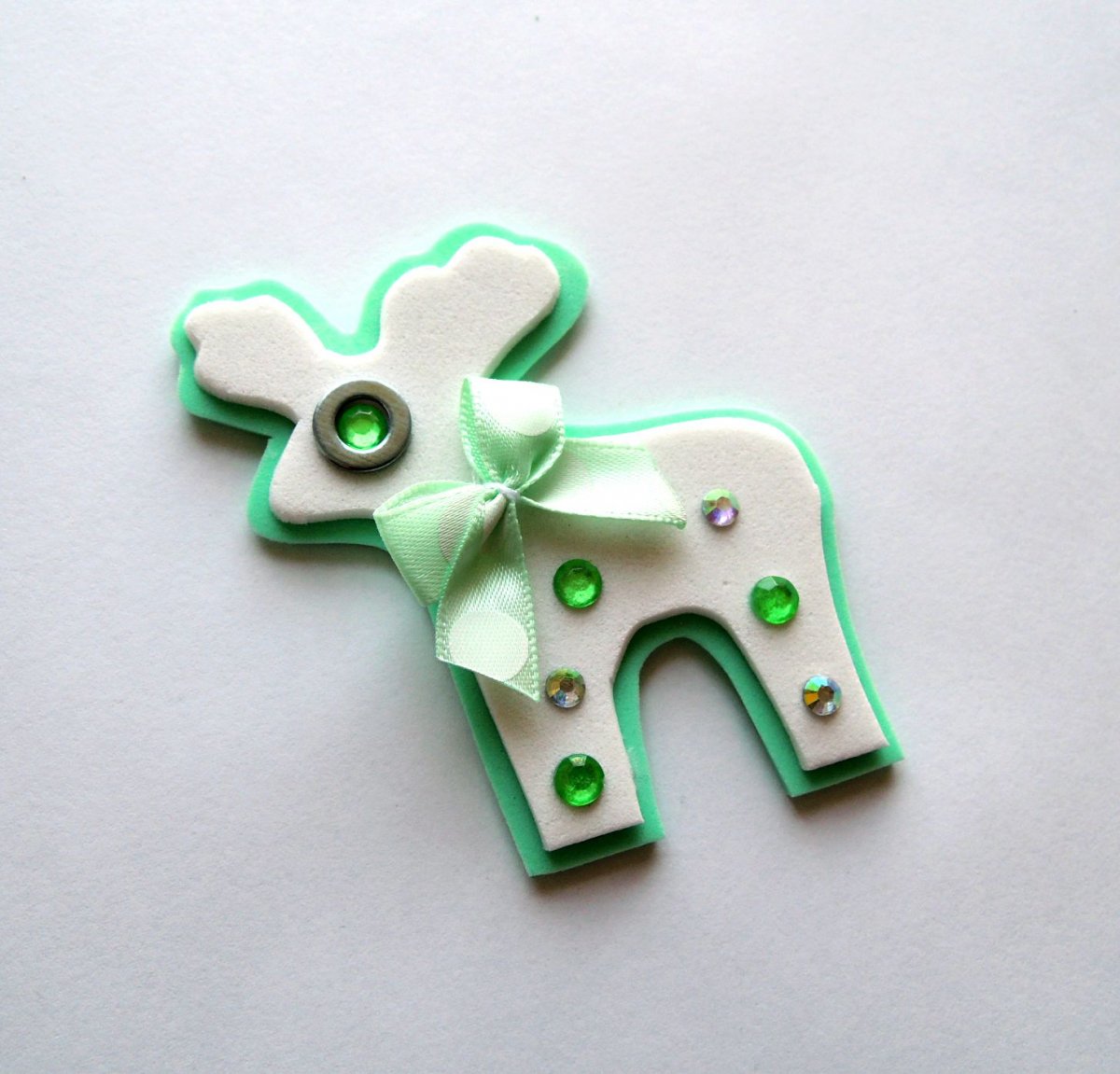 sobí brož mentolová