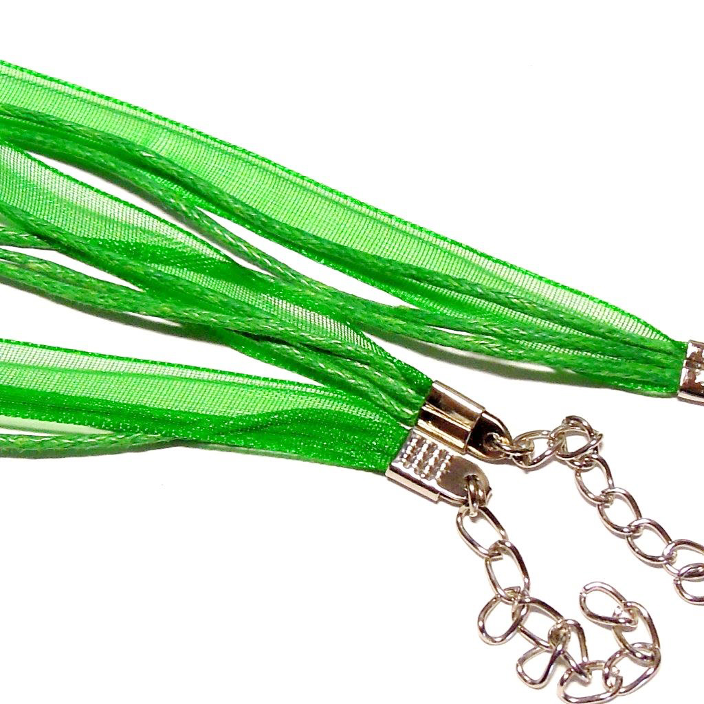 Návleková šňůrka s organzou - sytě zelená