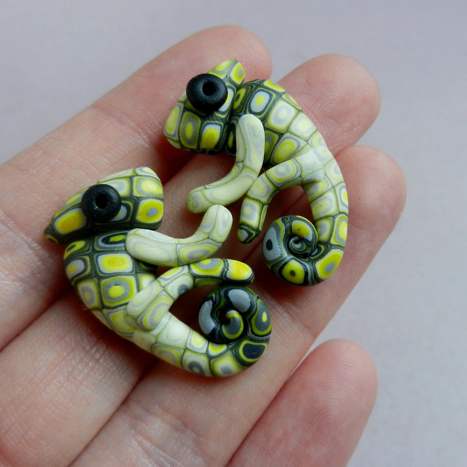 Žlutí chamíci do ucha