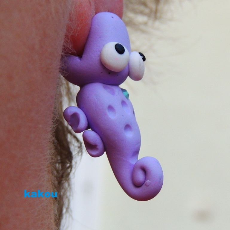 náušnice zakousnutí chameleoni (fialková) - REZERVACE