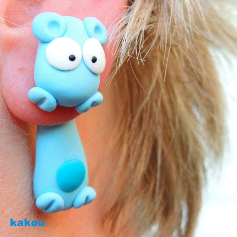 náušnice skrz ucho - hroch