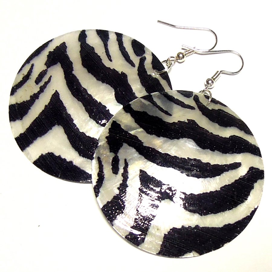 Černobílá perleť