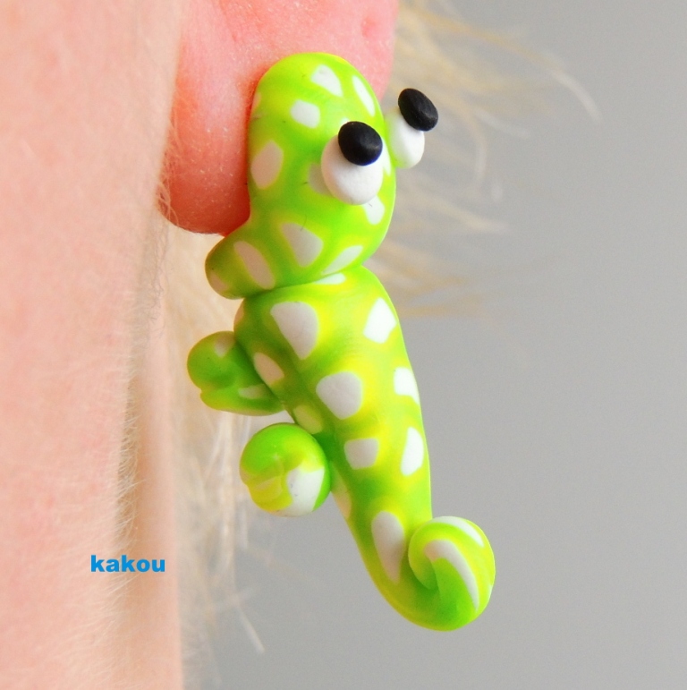 náušnice zakousnutí chameleoni limetka