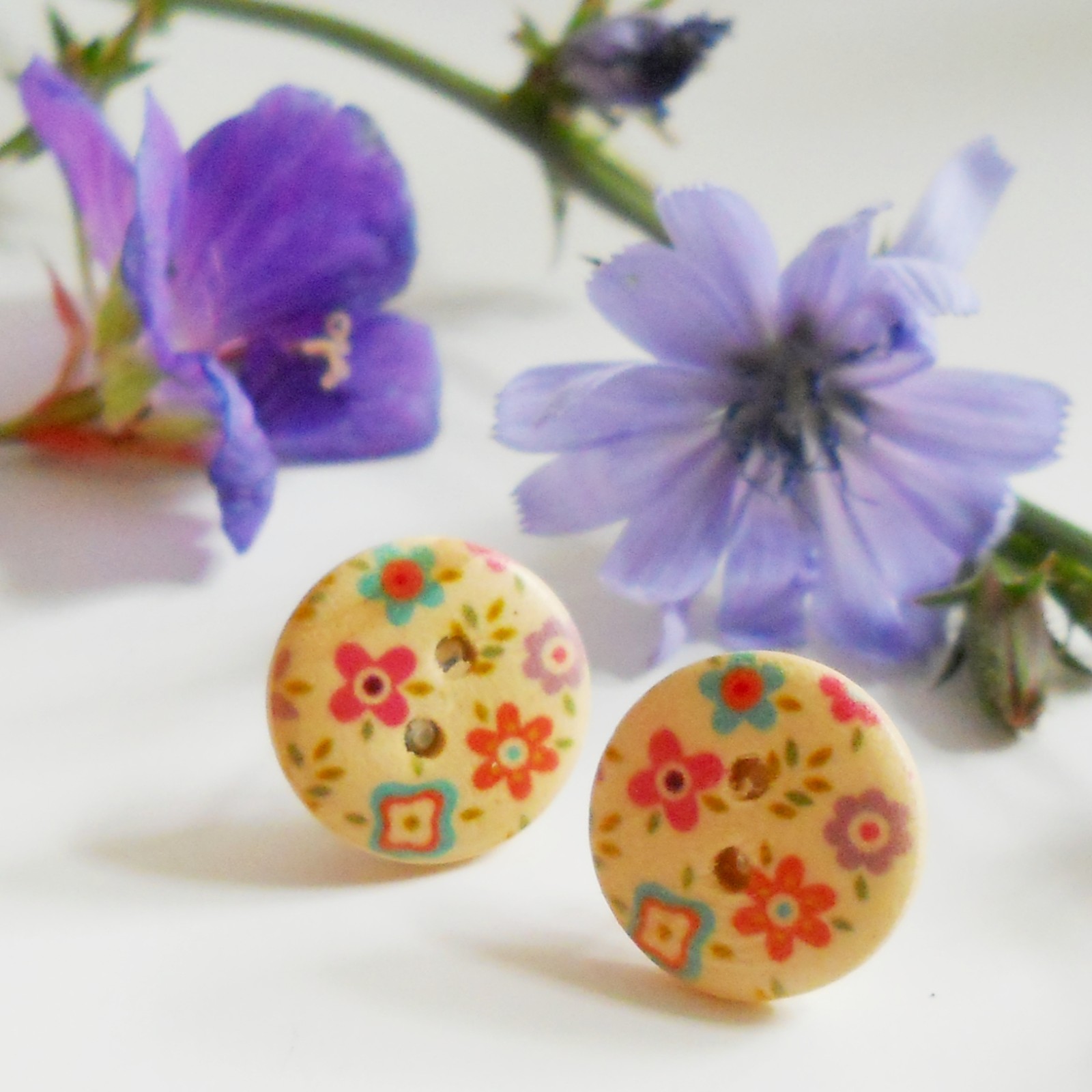 náušnice knoflíky