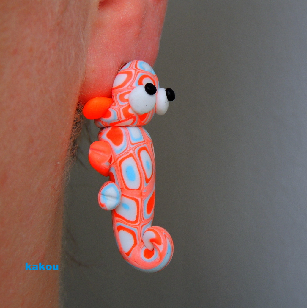 náušnice zakousnutí chameleoni 