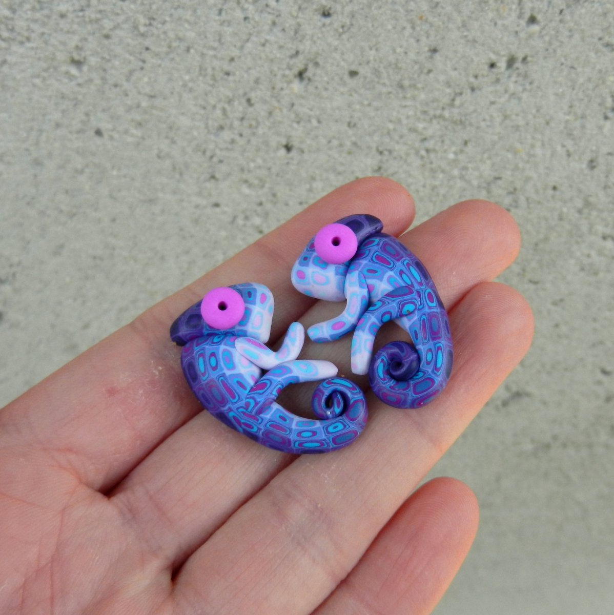 Chamíci fialovomodří do uší