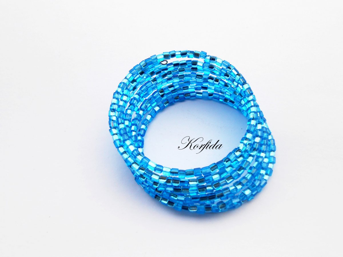 Náramek tyrkysový na paměťovém drátu (372/16)