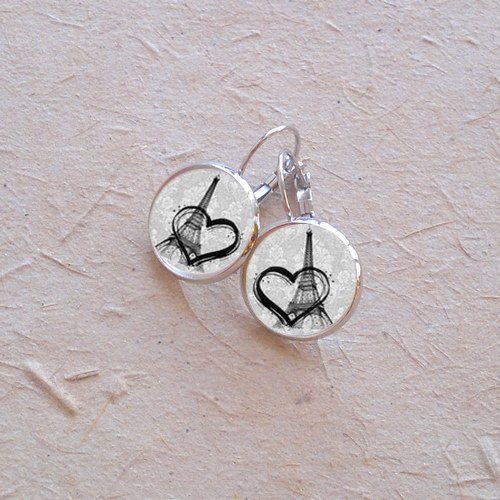 Eiffelovka se srdíčkem- visací