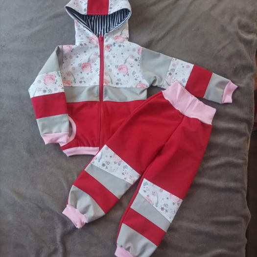 Softshellová souprava, velikost 92