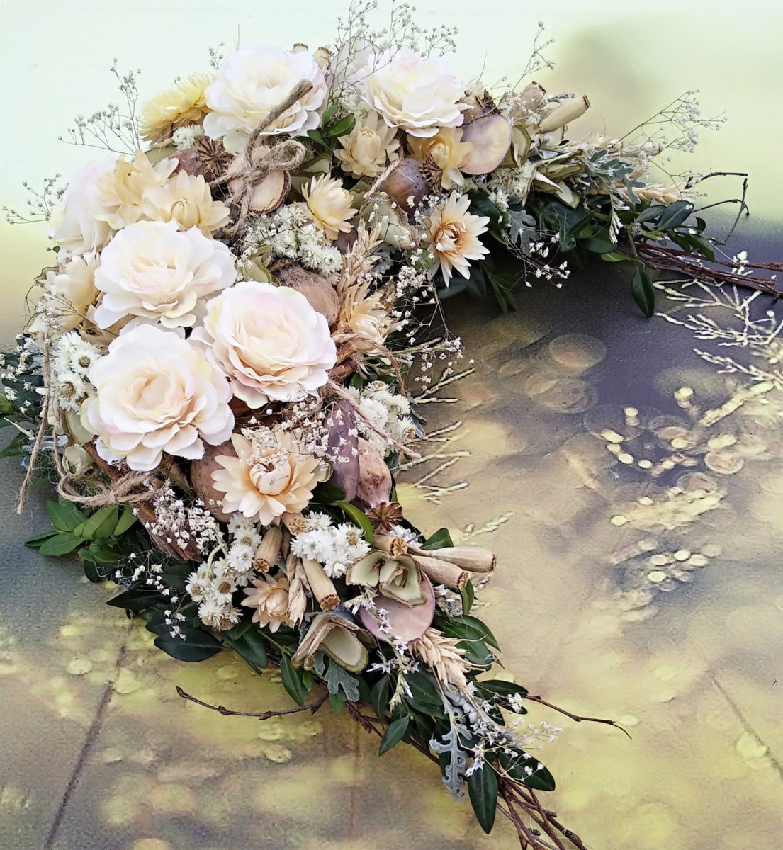 Věnec.. Přírodní, atypický