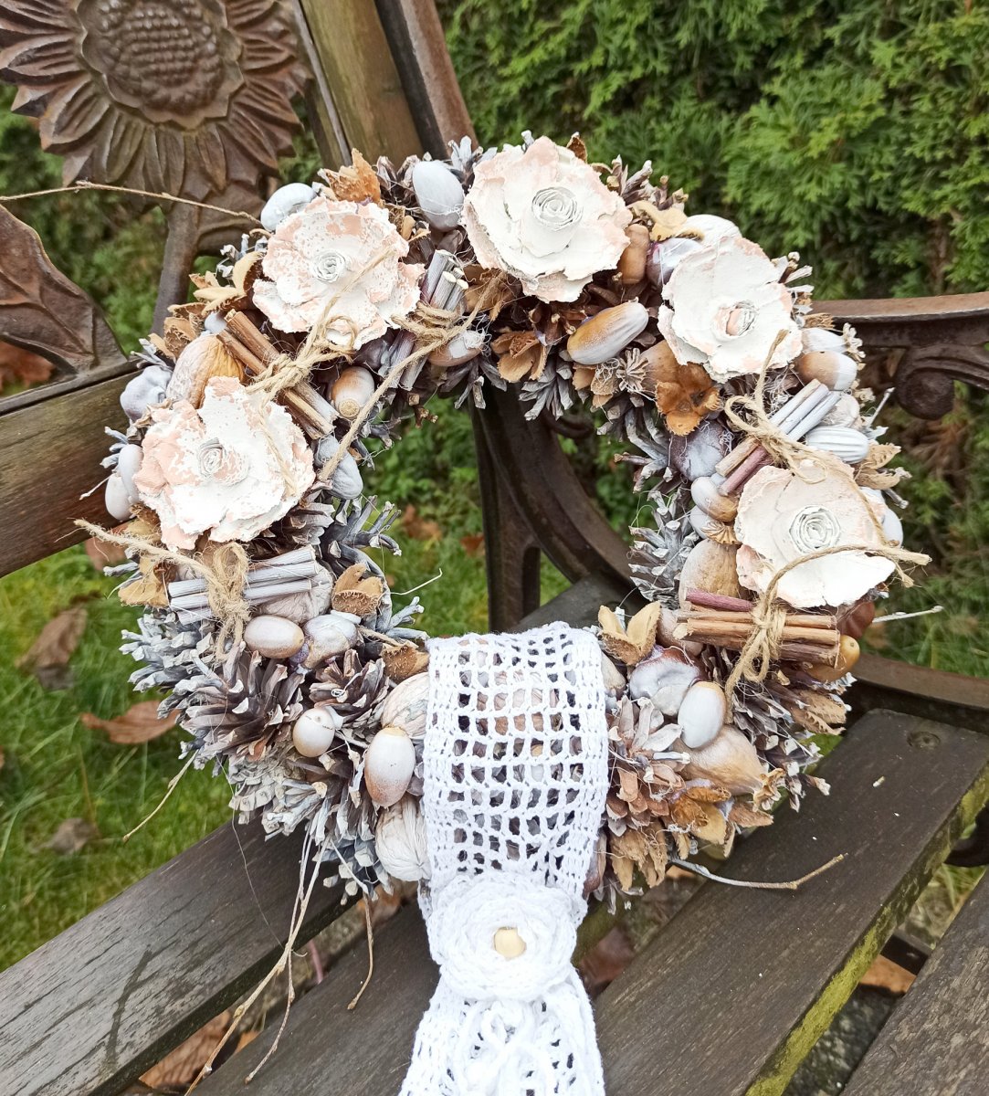 Za ledovou horou, věneček