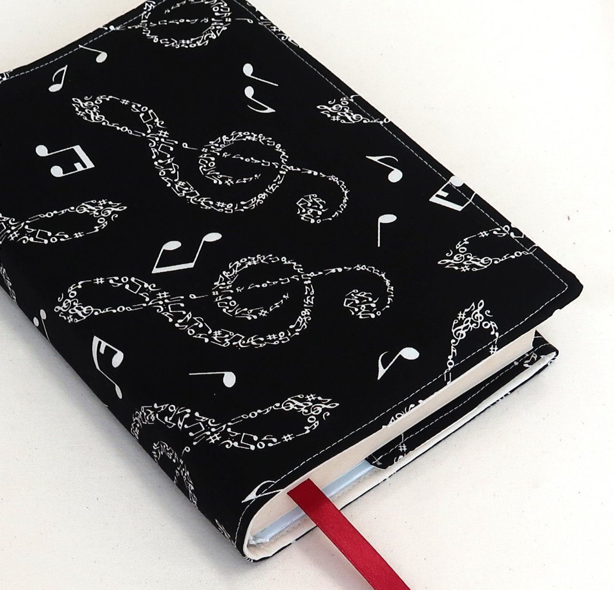 NOTY -  obal na knihu