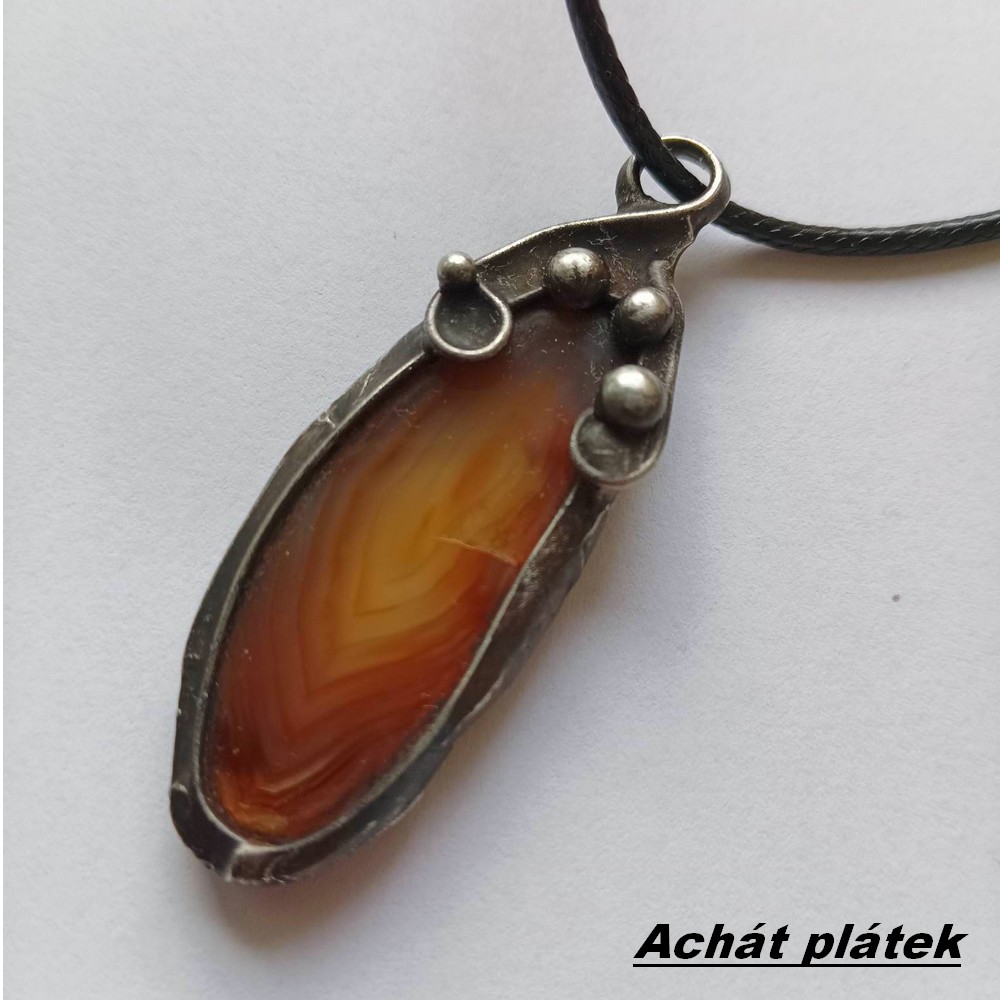 Achát - plátek - ochrana, rovnováha, síla