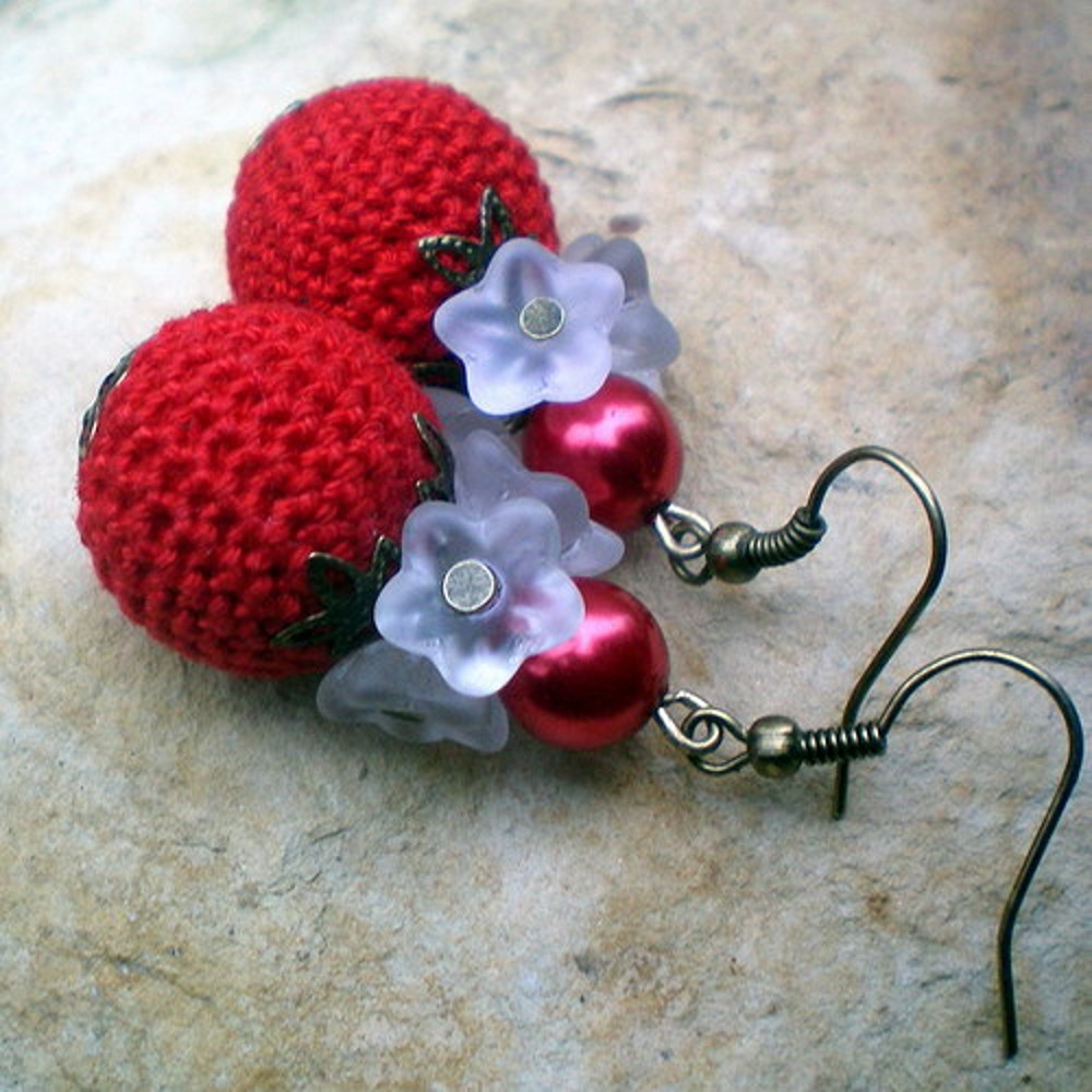 Háčkované  náušnice - Jahůdky