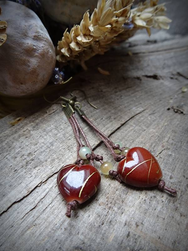 Hnědé se srdíčky  (968)