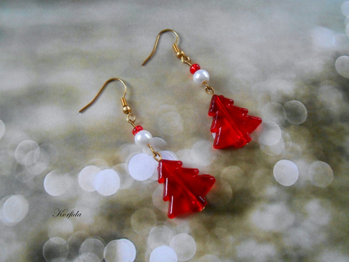 Náušnice vánoční červené stromečky