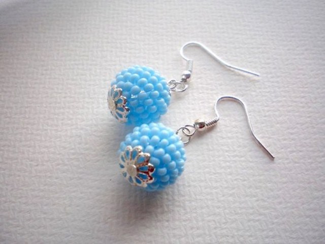 Světle modré 3d náušničky