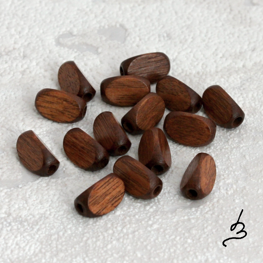 Dřevěné hnědé 8/12 - bal. 15 ks