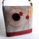 Kvetnatá ... sivočervená