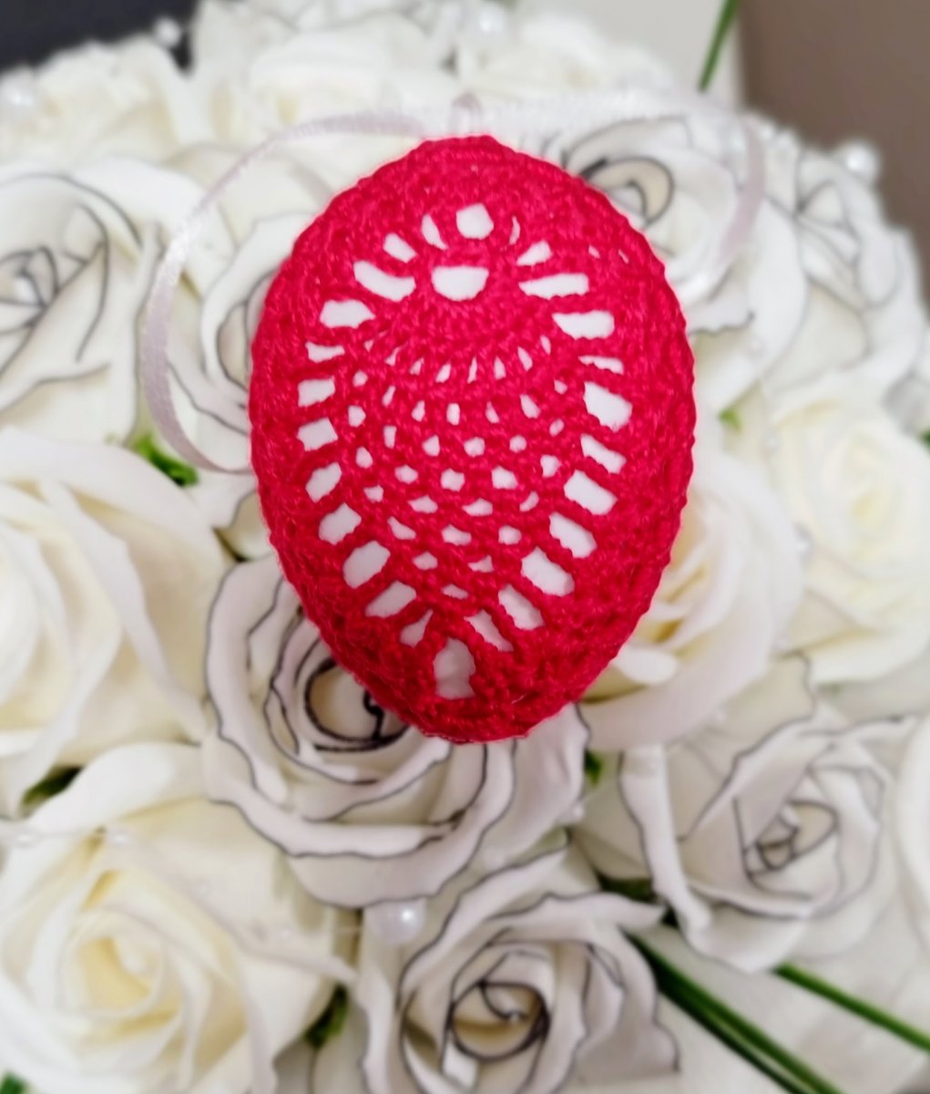 Kraslice obháčkovaná