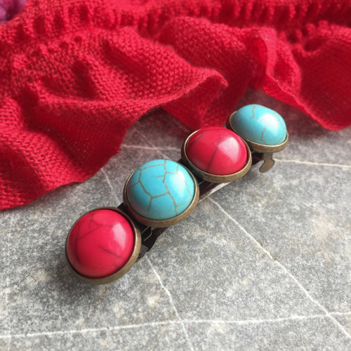 Červeno-tyrkysová spona