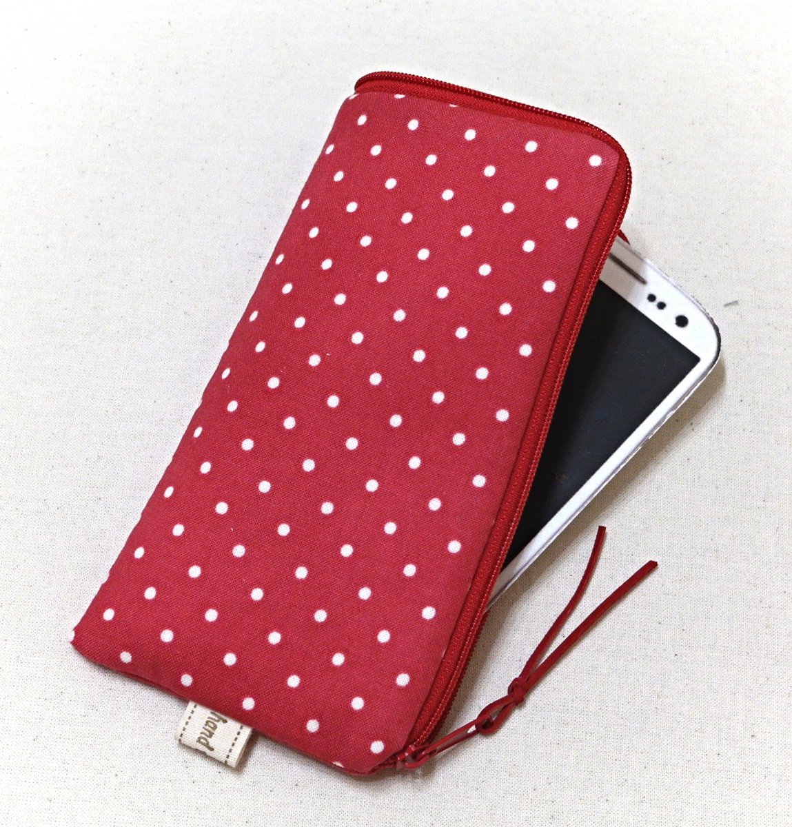 ČERVENOBÍLÝ PUNTÍK   - obal na mobil