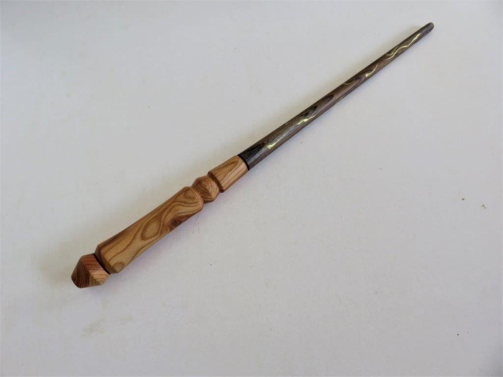 Kouzelné meruňkové dřevo