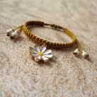 Náramek se sasankou