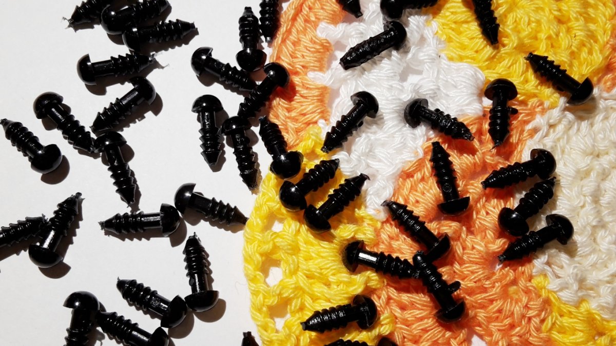 oči černé 6mm  OKO012