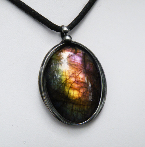 Soumrak...(labradorit extra) 