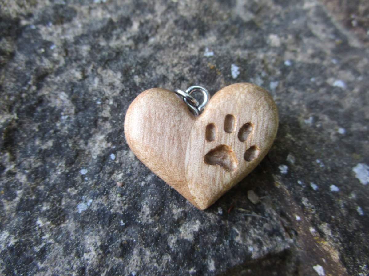 srdce pejskaře - světlý ořech