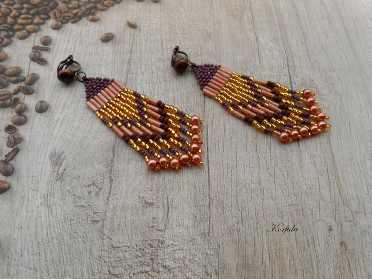 Náušnice klipsy šité indiánské hnědé s zlatou barvou