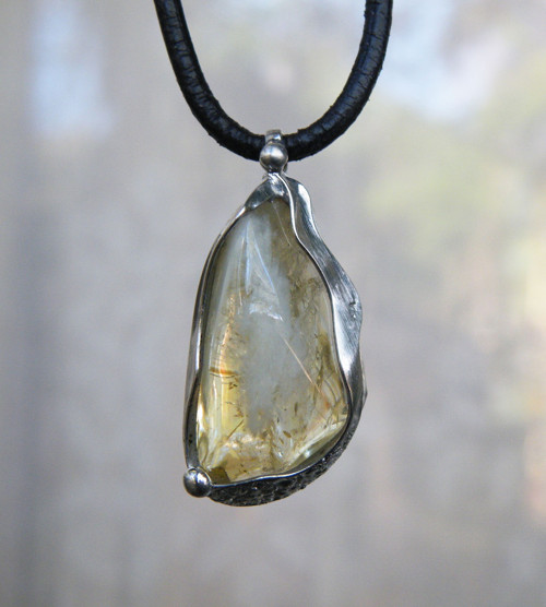 Jemné světlo...(pálený citrín)