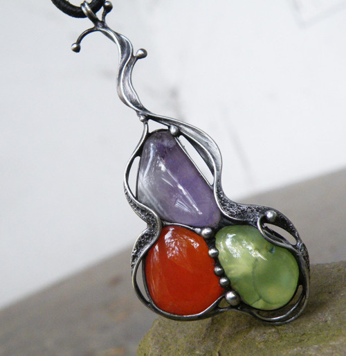 Endëa...(karneol, prehnit, ametyst) 