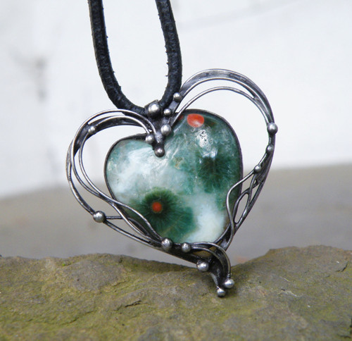 Květinové srdce...(oceán jaspis extra)