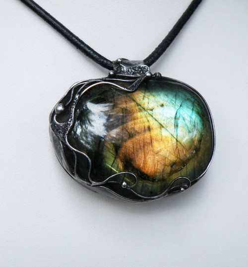 Svítání...(labradorit)