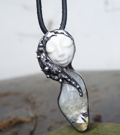 Nymfa...(pálený citrín, porcelán)